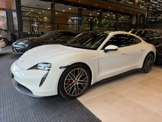 PORSCHE TAYCAN 4S ELÉTRICO em São Paulo, SP