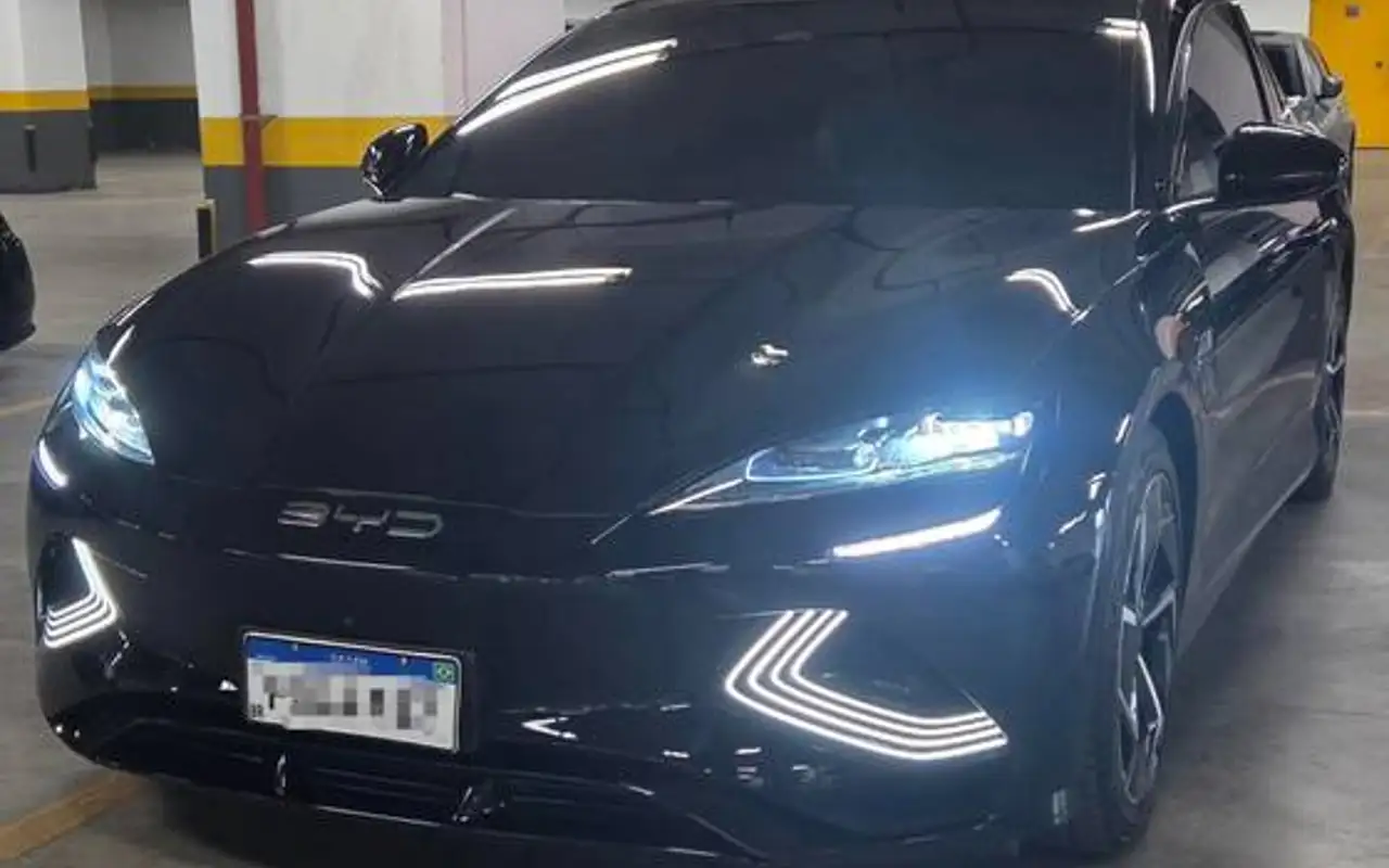 BYD SEAL 82,5 KW ELÉTRICO AWD — foto 1 de 8