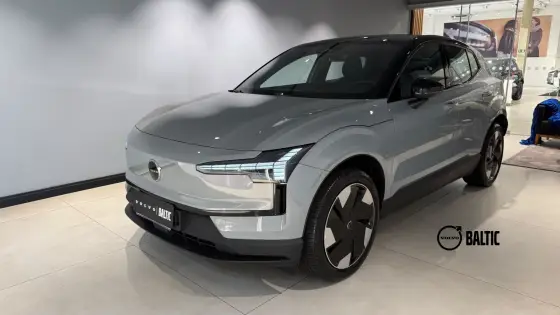 VOLVO EX30 69 KW ELÉTRICO PLUS em Santos, SP
