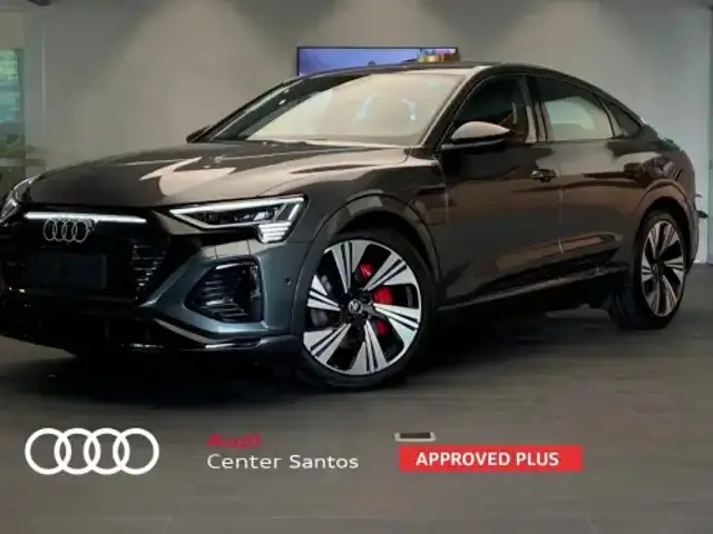 AUDI Q8 E-TRON 55 ELÉTRICO SPORTBACK PERFORMANCE BLACK QUATTRO em Santos, SP