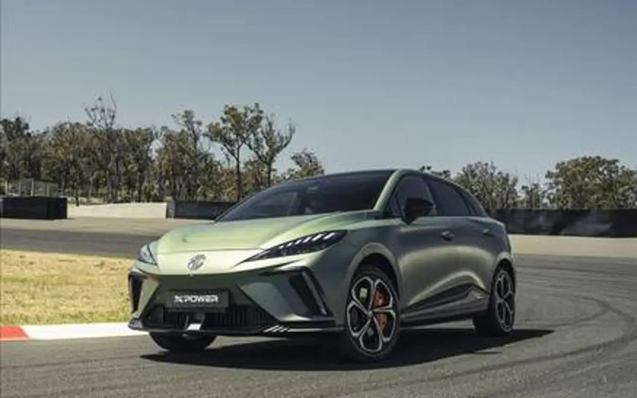 MG 4 64 KW ELÉTRICO X-POWER
