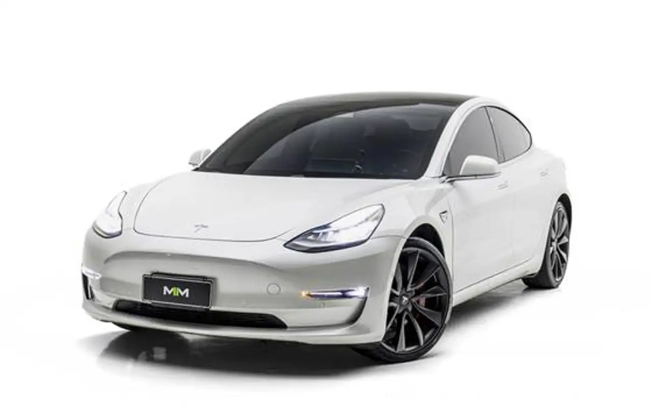 TESLA MODEL 3 ELÉTRICO AWD PERFORMANCE — foto 1 de 13