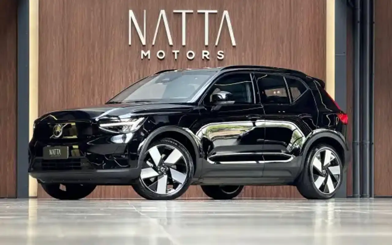 VOLVO XC40 P8 RECHARGE TWIN ELECTRIC ULTIMATE AWD — foto 1 de 20