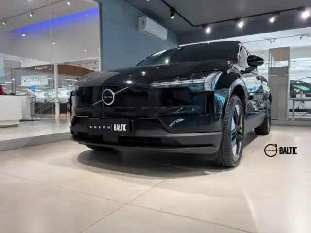 VOLVO EX30 69 KW ELÉTRICO CORE em Santos, SP