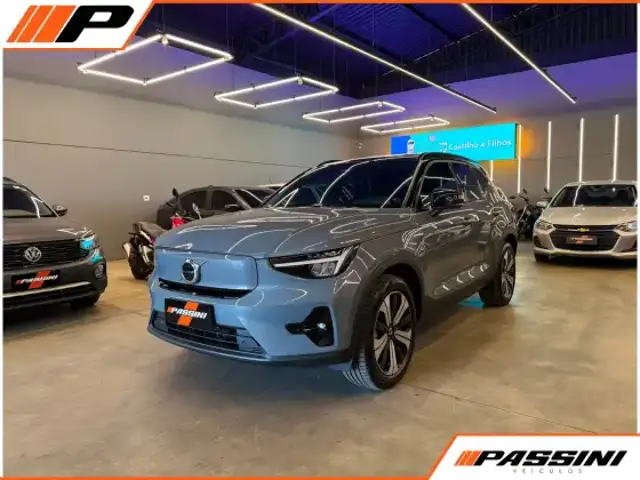 VOLVO XC40 P6 RECHARGE ELECTRIC PLUS em Pedro Leopoldo, MG
