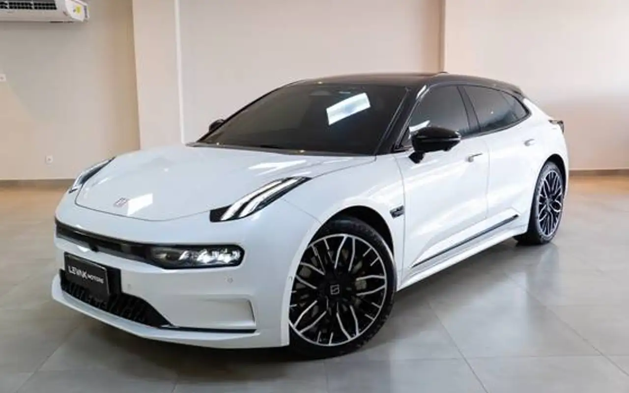 ZEEKR 001 100 KW ELÉTRICO FLAGSHIP AWD — foto 1 de 9