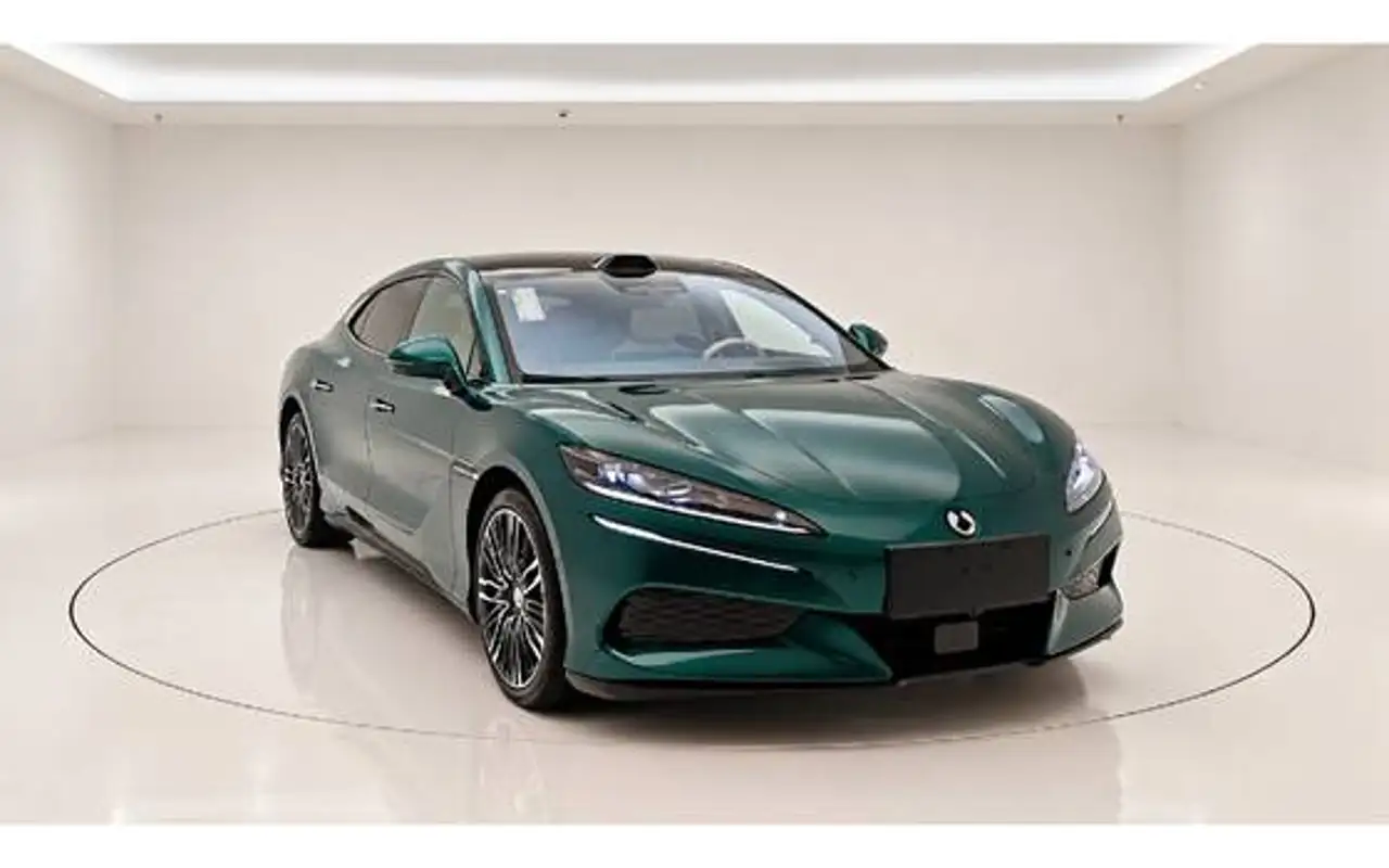 DENZA Z9 GT 100 KW ELÉTRICO AWD — foto 1 de 10