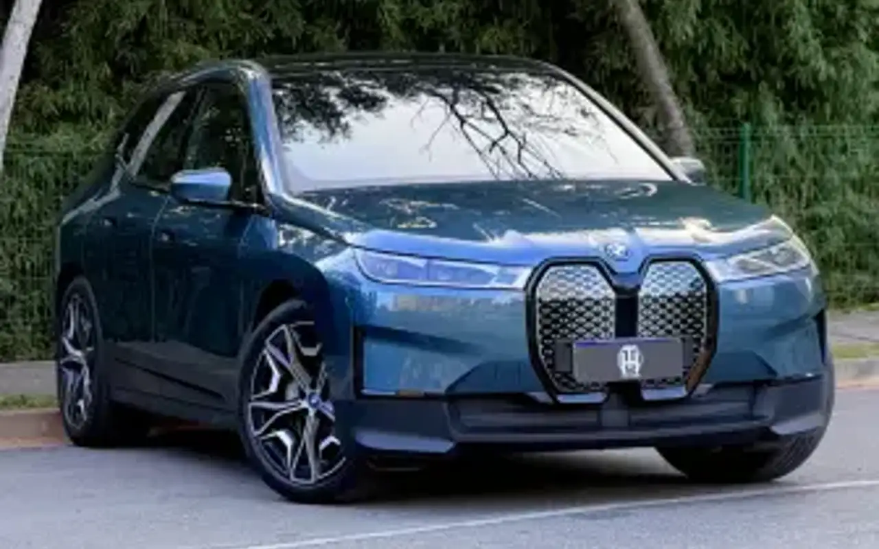 BMW iX ELÉTRICO XDRIVE40 — foto 1 de 20