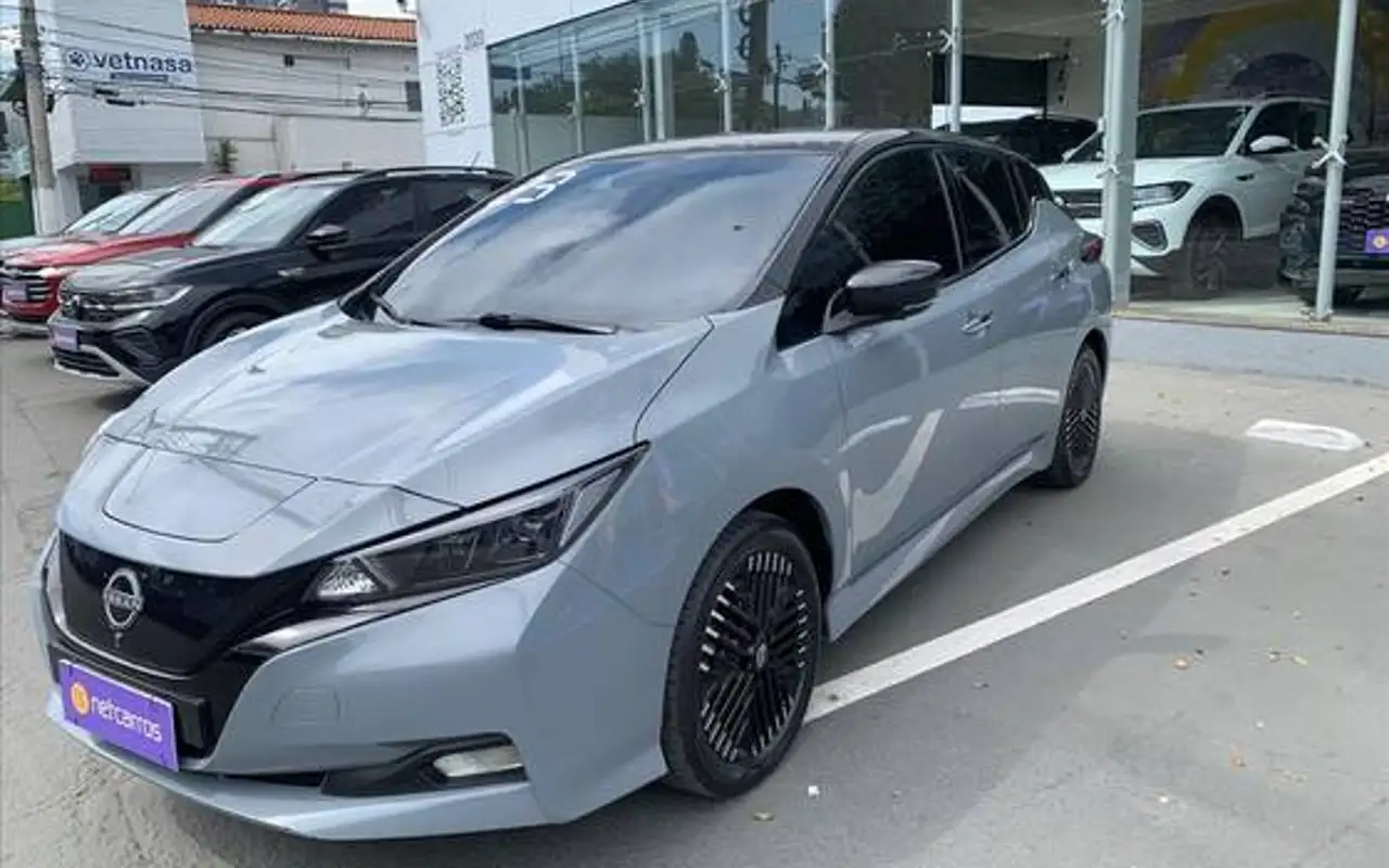 NISSAN LEAF B12P 40 ELÉTRICO — foto 1 de 19