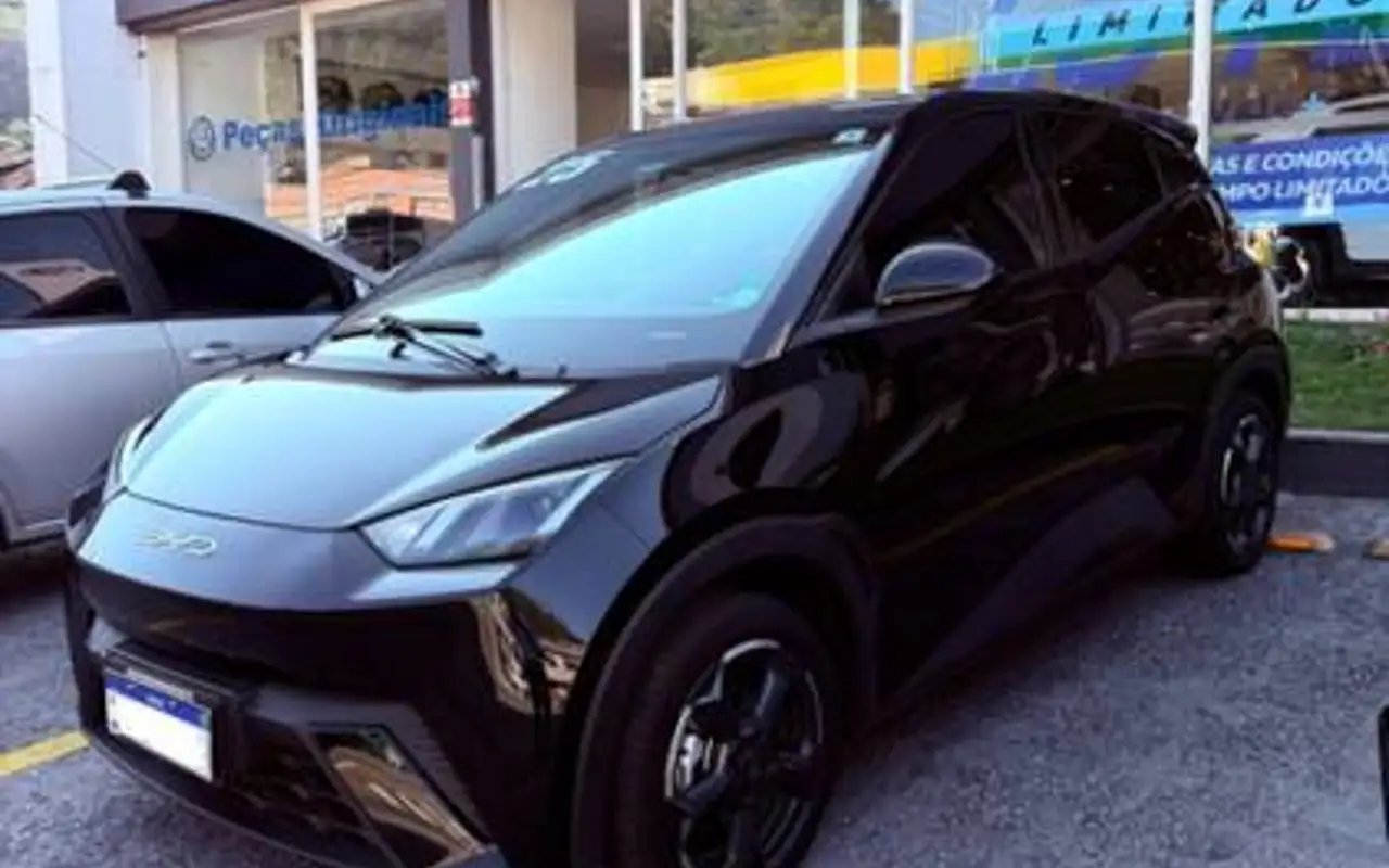 BYD DOLPHIN MINI 38 KW ELÉTRICO 5L — foto 1 de 10