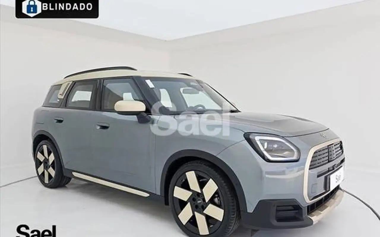 MINI COUNTRYMAN 66,45 KW ELÉTRICO SE TOP ALL4 — foto 1 de 16