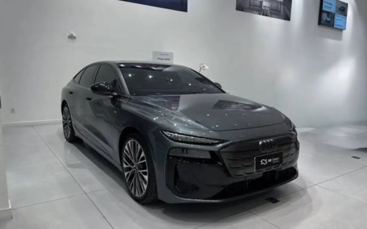 AUDI A6 E-TRON 100 KW ELÉTRICO SPORTBACK PERFORMANCE BLACK — foto 1 de 13