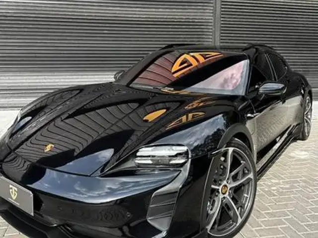 PORSCHE TAYCAN 4S CROSS TURISMO ELÉTRICO em Rio de Janeiro, RJ