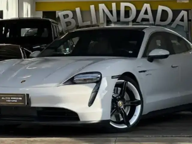 PORSCHE TAYCAN 4S ELÉTRICO em Barueri, SP