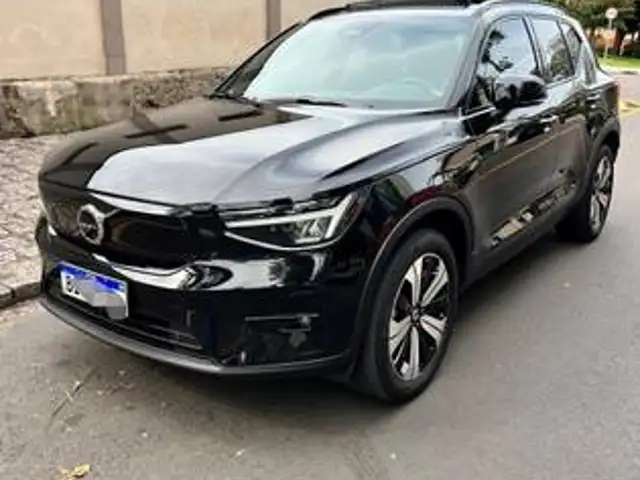 VOLVO XC40 P6 RECHARGE ELECTRIC PLUS em Curitiba, PR