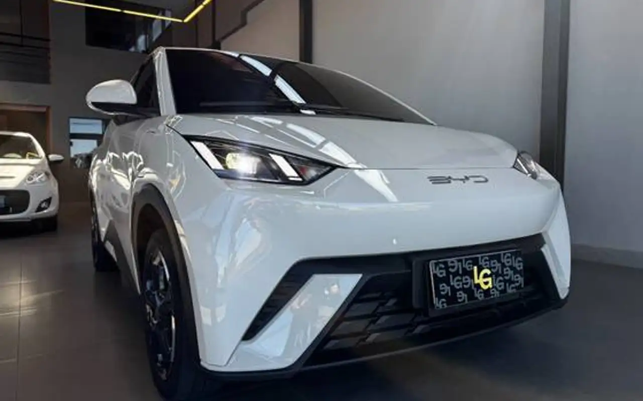 BYD DOLPHIN MINI 38 KW ELÉTRICO — foto 1 de 20