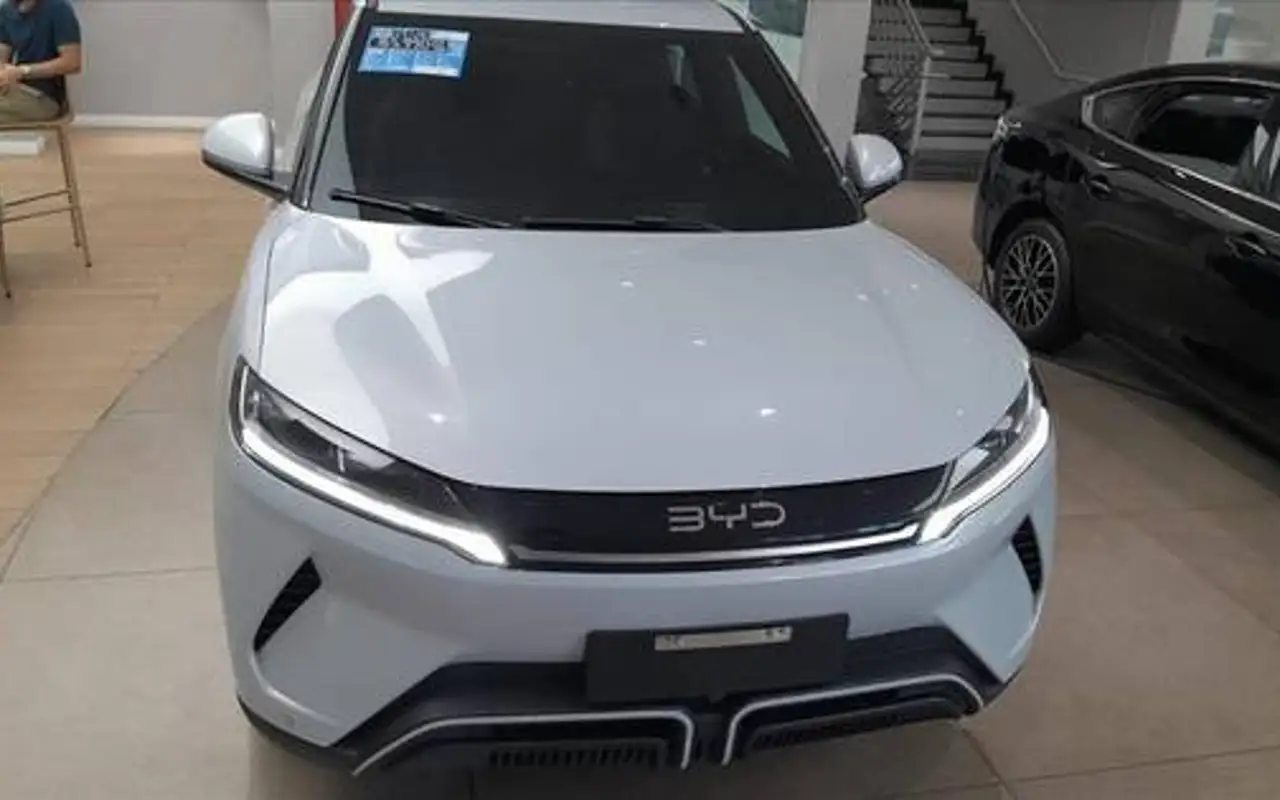 BYD YUAN PRO 45,1 KW ELÉTRICO — foto 1 de 8