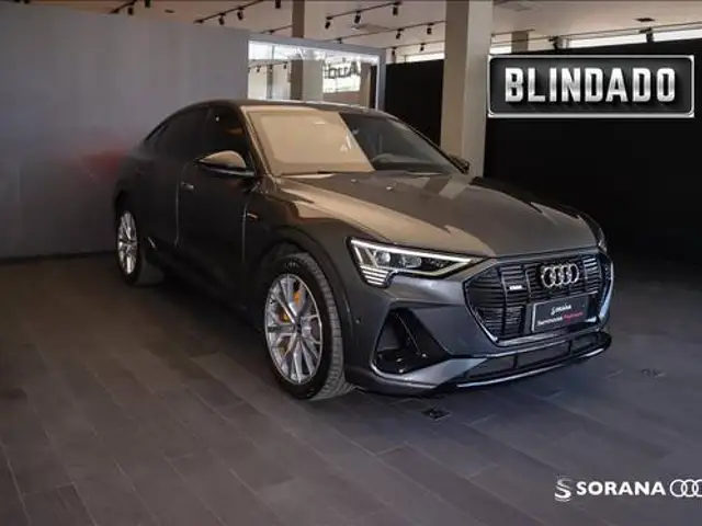 AUDI E-TRON ELÉTRICO SPORTBACK PERFORMANCE BLACK QUATTRO em São Paulo, SP