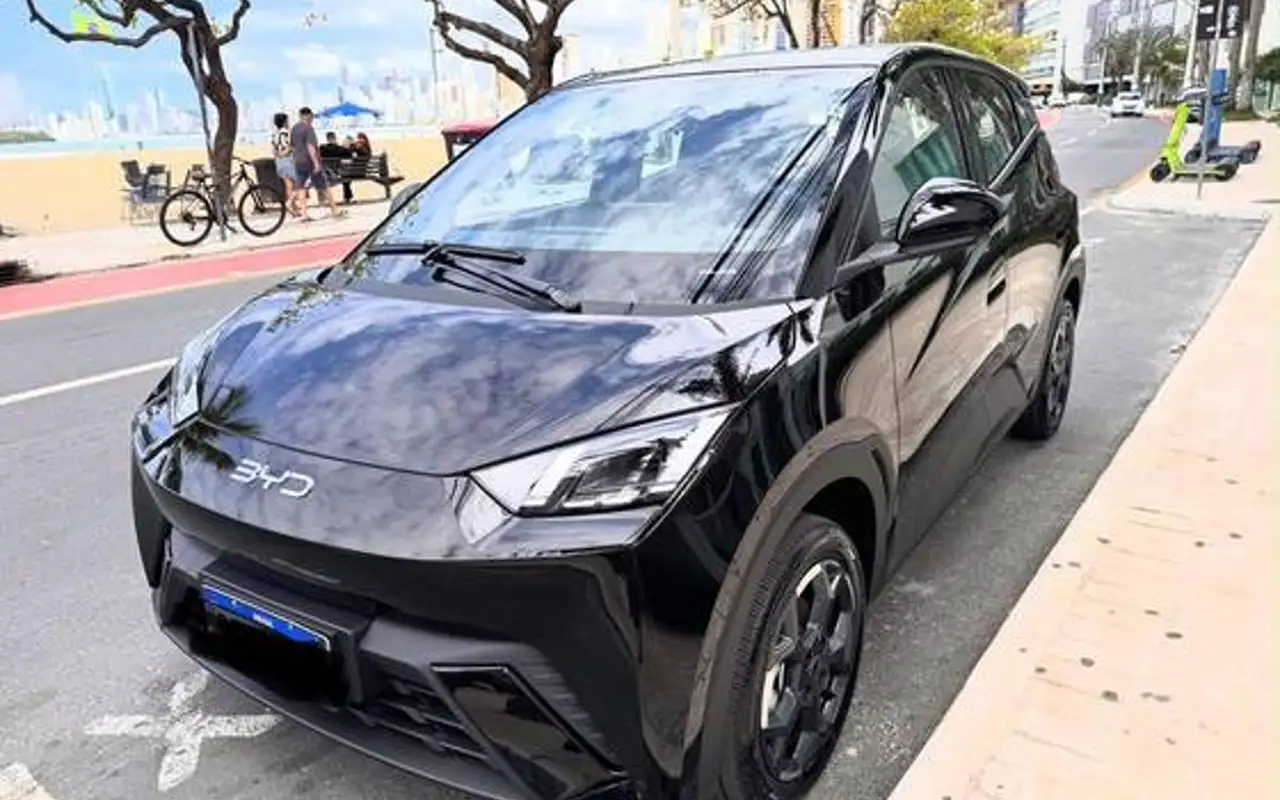 BYD DOLPHIN MINI 38 KW ELÉTRICO GS — foto 1 de 8