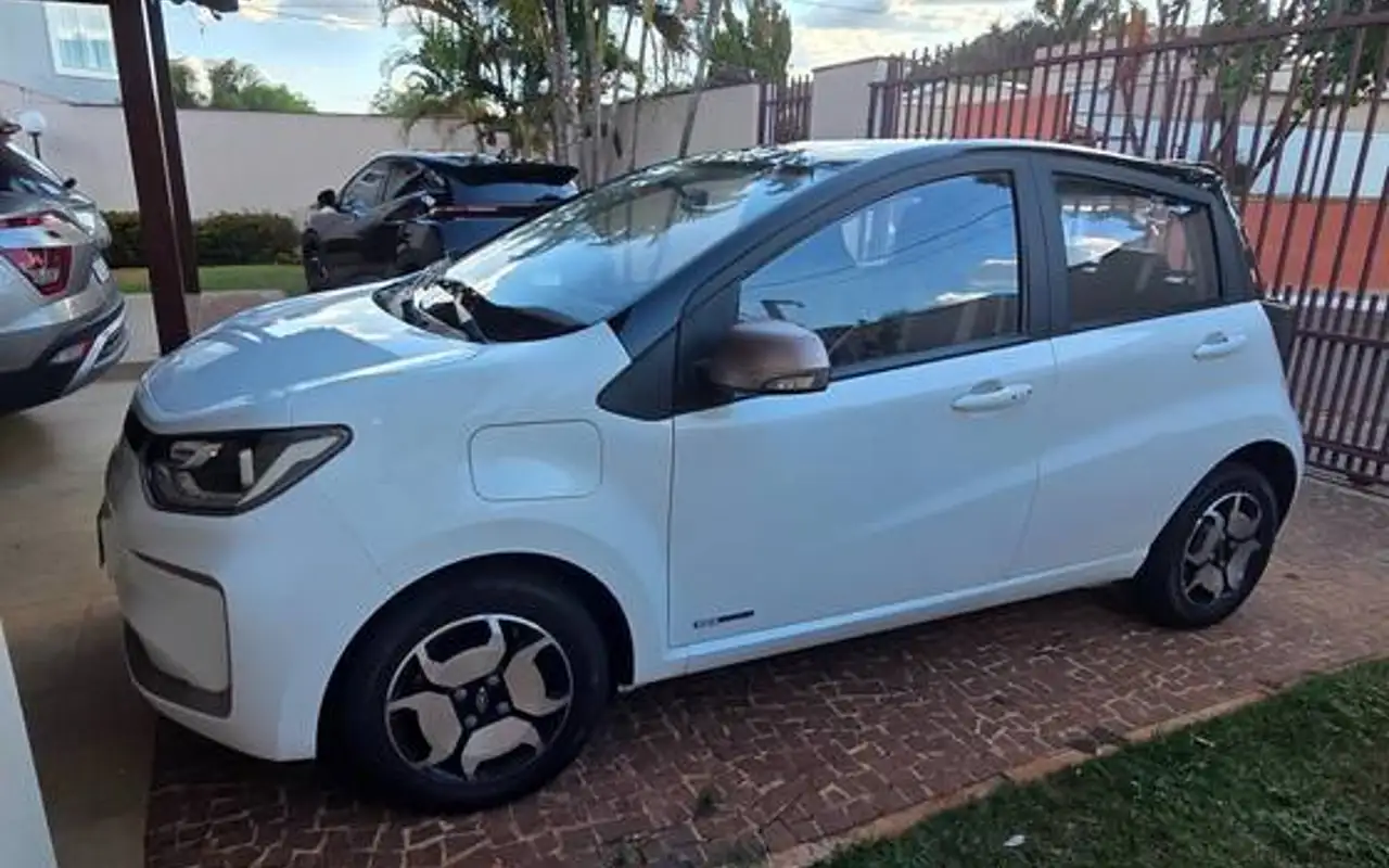 JAC E-JS1 ELÉTRICO AUTOMÁTICO — foto 1 de 7