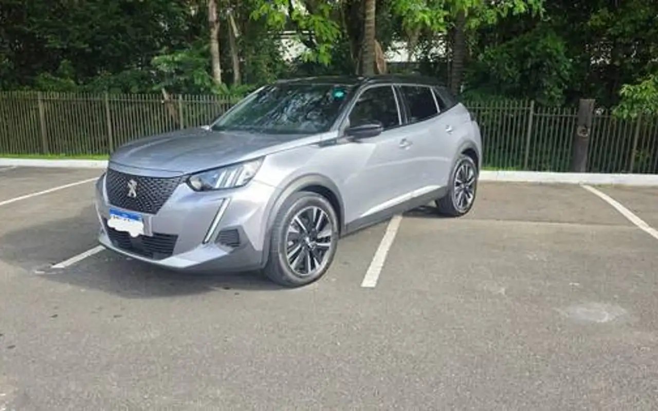 PEUGEOT 2008 50 KW ELÉTRICO E-GT — foto 1 de 8