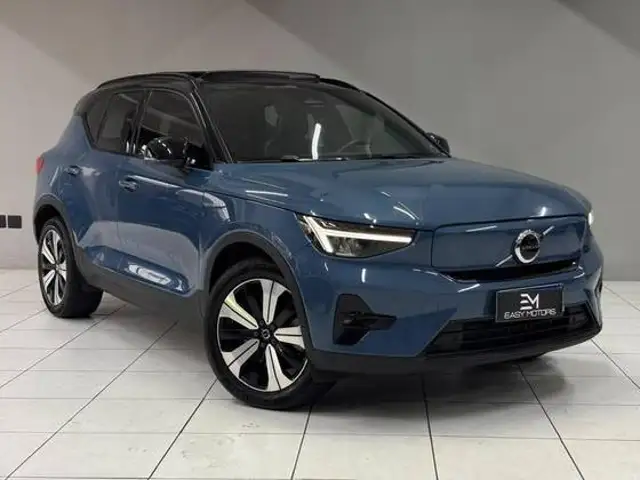 VOLVO XC40 P6 RECHARGE ELECTRIC PLUS em São Paulo, SP