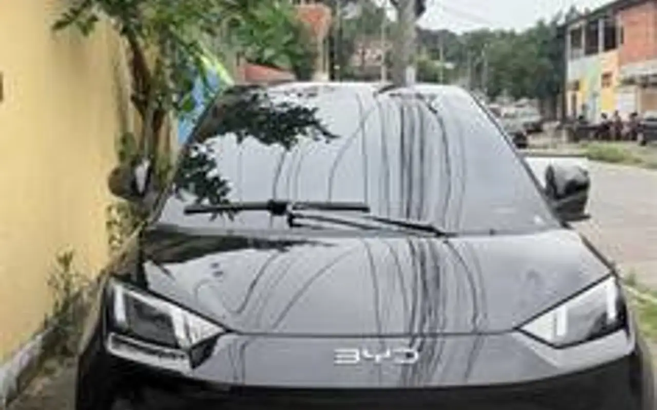 BYD DOLPHIN MINI 38 KW ELÉTRICO — foto 1 de 7