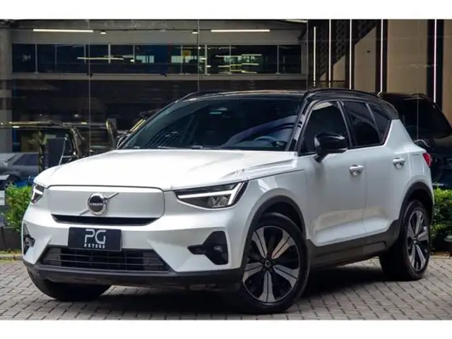 VOLVO XC40 P6 RECHARGE ELECTRIC PLUS em Valinhos, SP