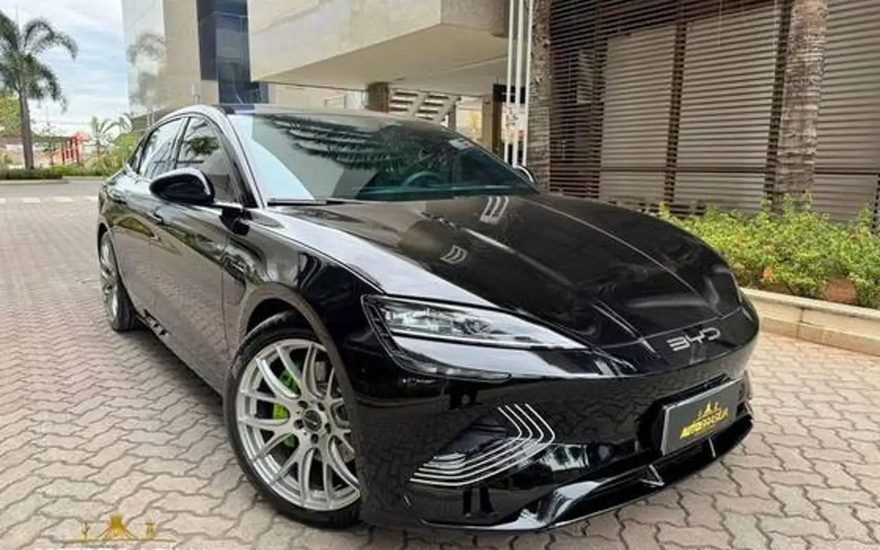 BYD SEAL 82,5 KW ELÉTRICO AWD — foto 1 de 20