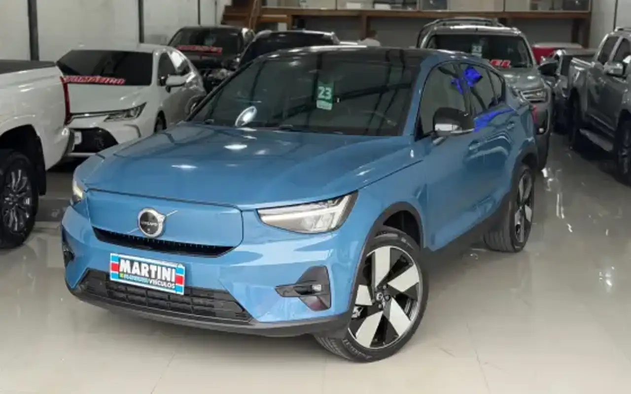 VOLVO C40 P8 RECHARGE TWIN ELECTRIC ULTIMATE AWD — foto 1 de 17