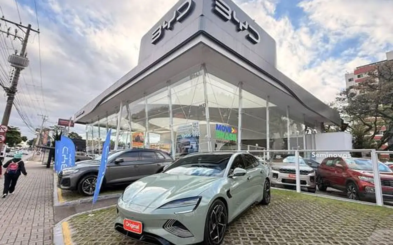 BYD SEAL 82,5 KW ELÉTRICO AWD — foto 1 de 16