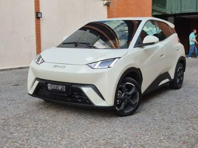 BYD DOLPHIN MINI 38 KW ELÉTRICO 5L em São Paulo, SP
