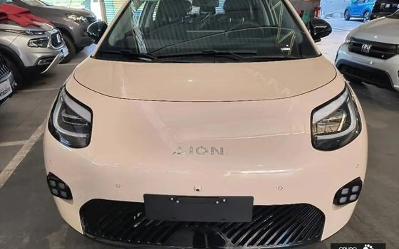 GAC AION UT 44,12 KW ELÉTRICO PREMIUM — foto 1 de 18