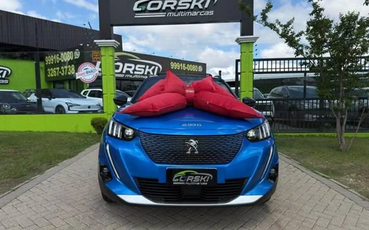 PEUGEOT 2008 50 KW ELÉTRICO E-GT — foto 1 de 20
