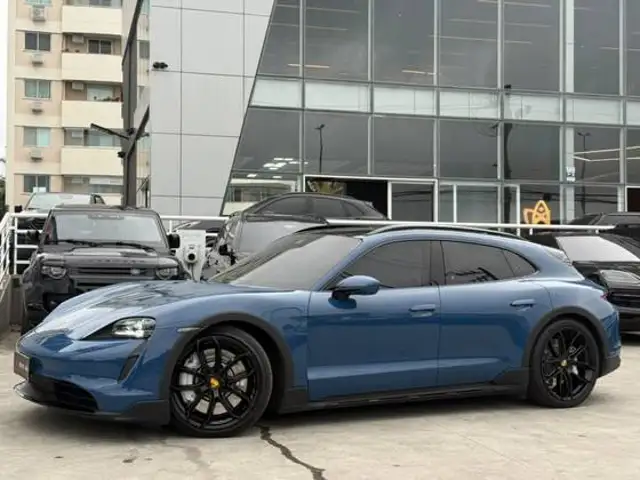 PORSCHE TAYCAN 4S CROSS TURISMO ELÉTRICO em Rio de Janeiro, RJ