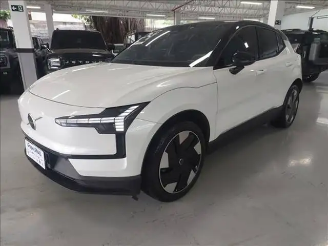 VOLVO EX30 69 KW ELÉTRICO PLUS em São Paulo, SP