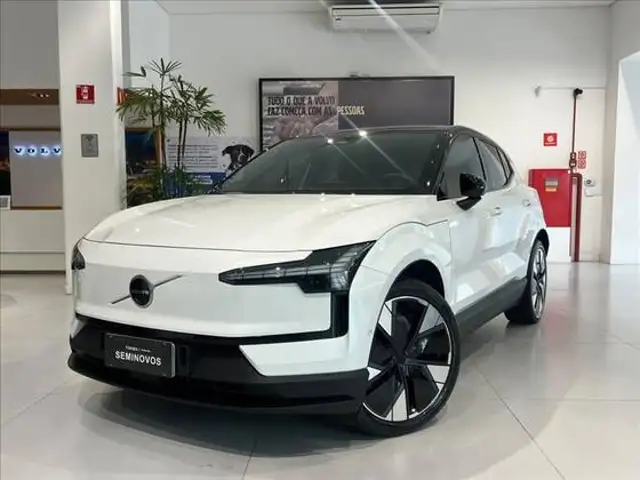 VOLVO EX30 69 KW ELÉTRICO ULTRA em Santo André, SP
