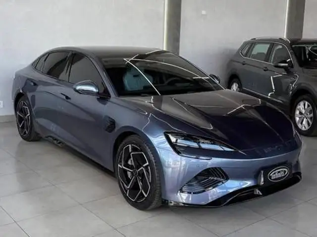 BYD SEAL 82,5 KW ELÉTRICO AWD em Maringá, PR