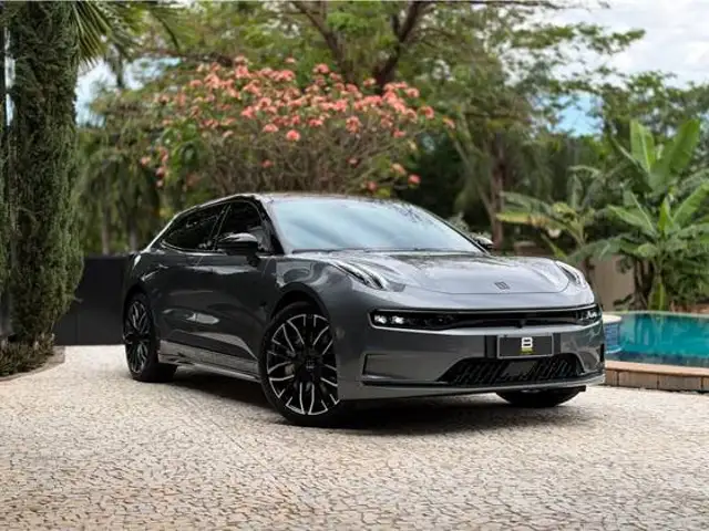 ZEEKR 001 100 KW ELÉTRICO FLAGSHIP AWD em Sertãozinho, SP